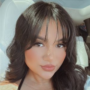 Meet your Posher, Bernise